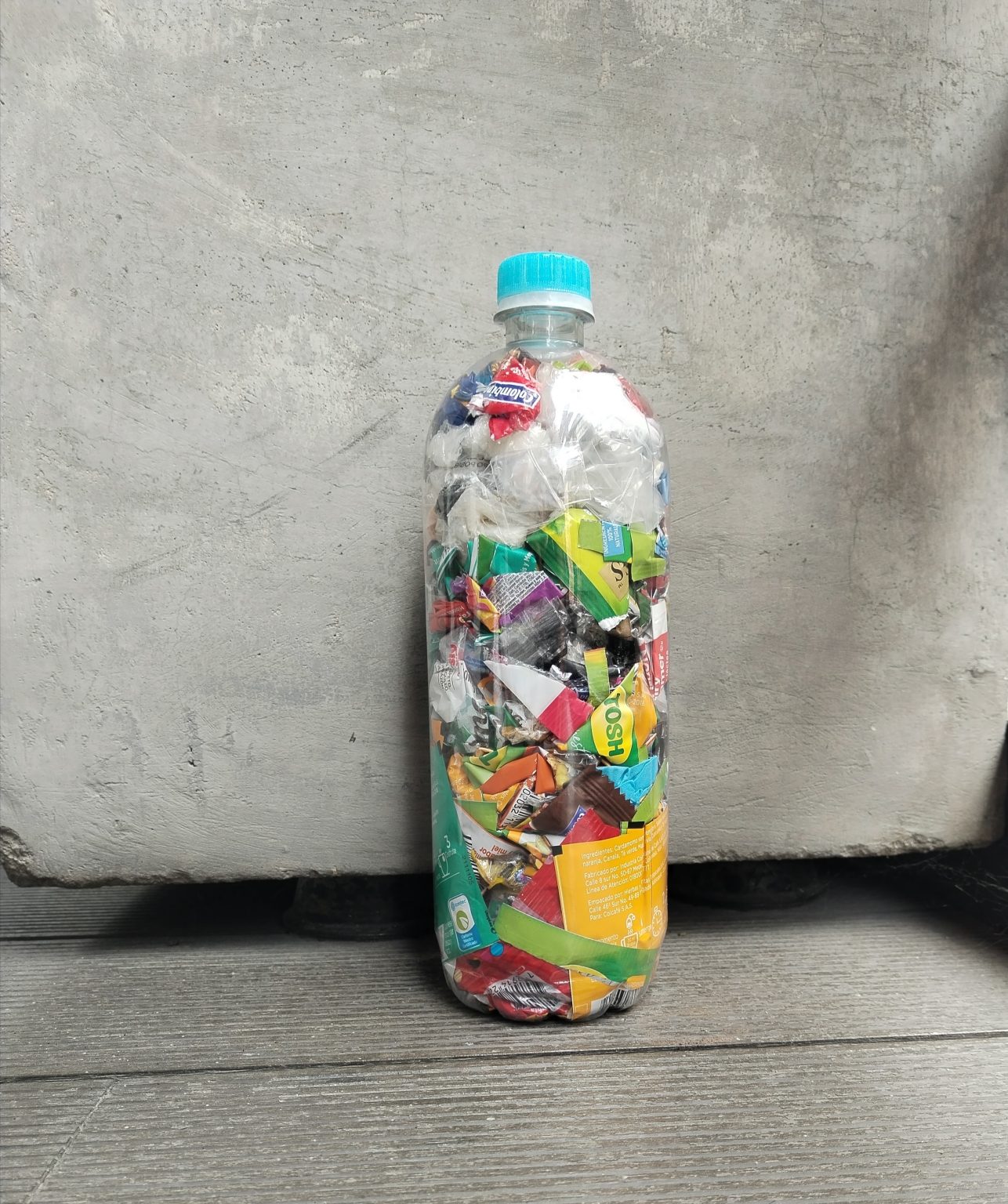 En el Día Mundial del Medio Ambiente, ALFM recuerda la campaña “Botellas de Amor”.