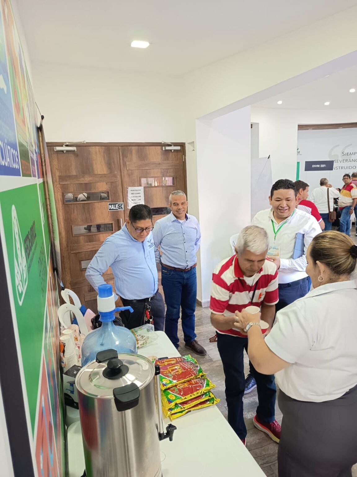 Agencia Logística Presente En Expo Veteranos